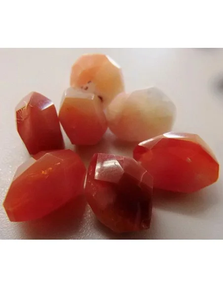 Opale de feu pierre percee