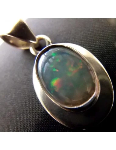 Opale noble ovale pendentif