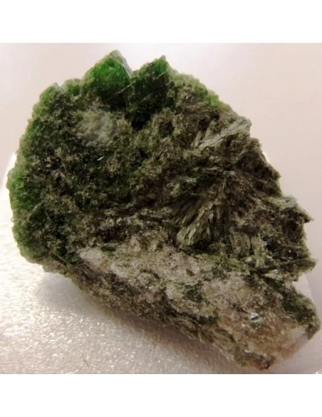 Diopside, diopsite brute Diopside, diopsite brute