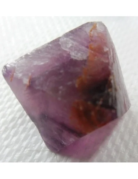 Tétraèdre naturel en fluorine