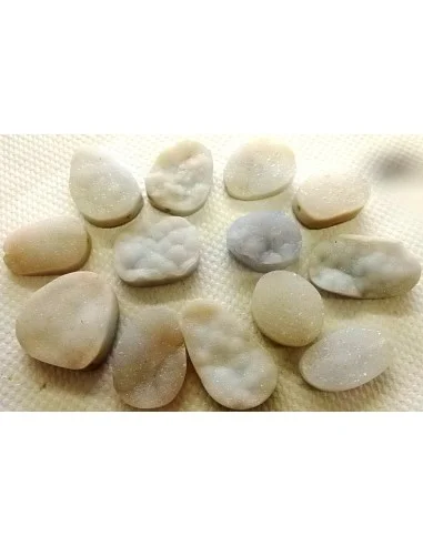 Calcedoine bleue cristalisé percé