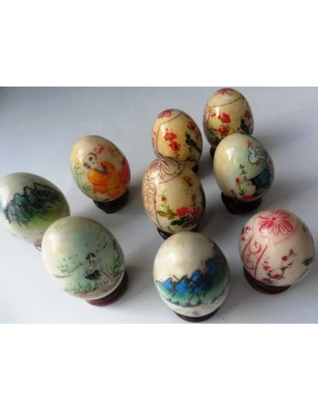 Oeuf serpentine blanche
