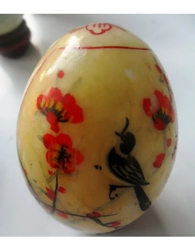 Oeuf serpentine blanche