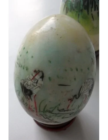 Oeuf serpentine blanche