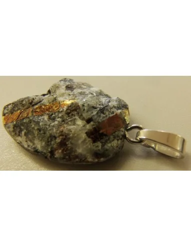 Astrophyllite brute pendentif