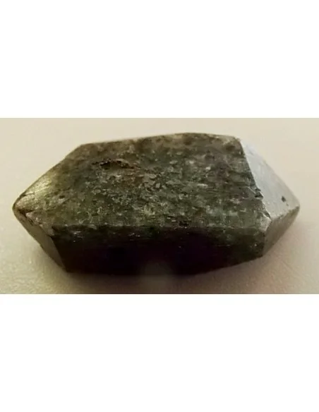 Cyanite verte polis percé