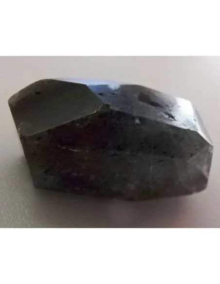 Cyanite verte polis percé