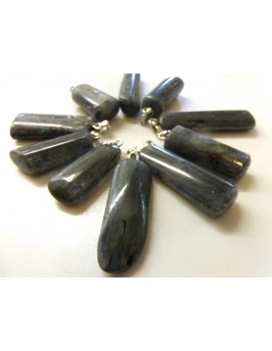 Cyanite bleue polis pendentif