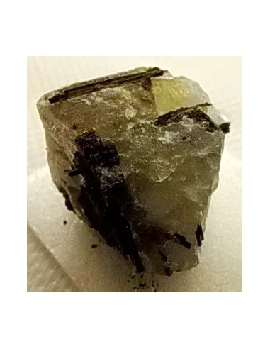 Quartz tourmaliné brute