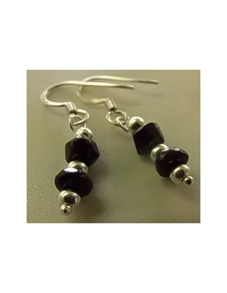 Spinelle boucles doreilles